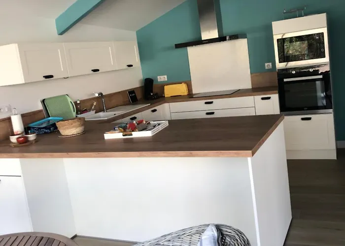 Maison 6 à 8 Pers Au Bord Du De *